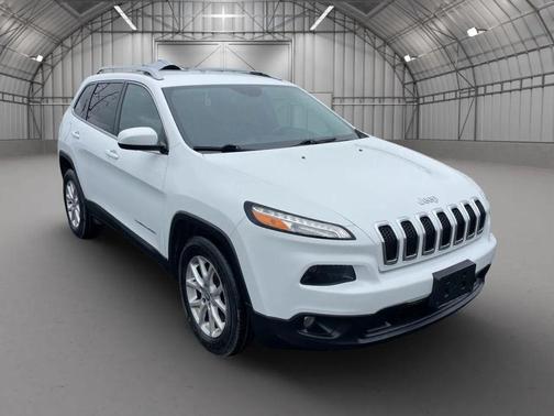 Bright White Clearcoat 2017 Jeep Cherokee Sport