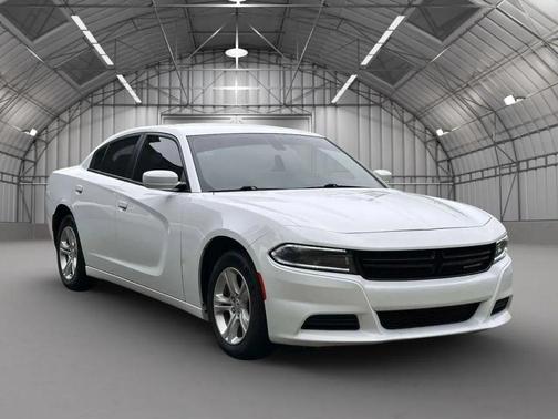 White Knuckle Clearcoat 2022 Dodge Charger SXT