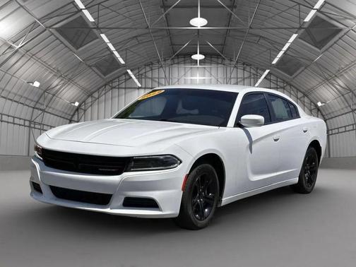 White Knuckle Clearcoat 2022 Dodge Charger SXT
