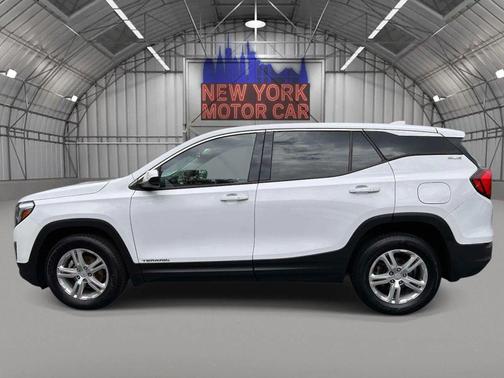 Summit White 2020 GMC Terrain SLE