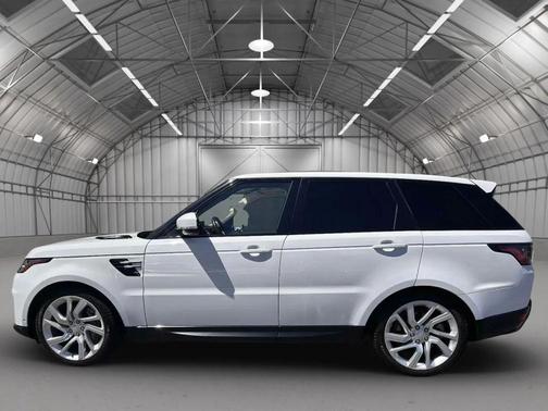 White 2020 Land Rover Range Rover Sport HSE
