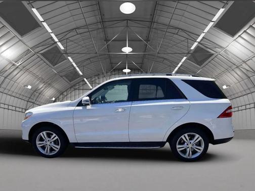 White 2015 Mercedes-Benz M-Class 4MATIC