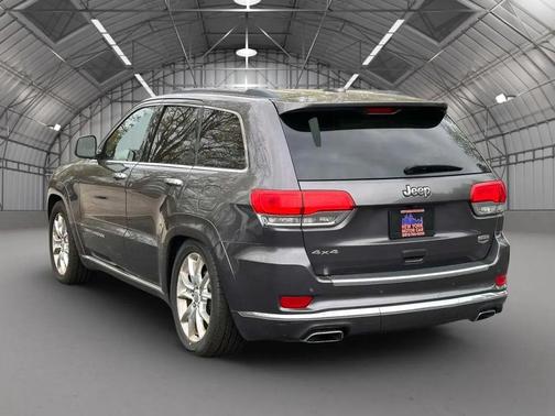 Granite Crystal Metallic Clearcoat 2014 Jeep Grand Cherokee Summit