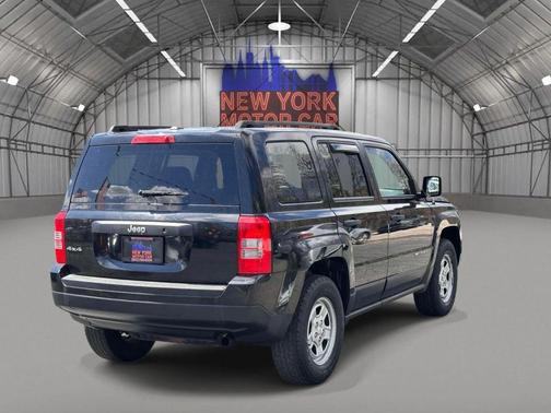 Black Clearcoat 2014 Jeep Patriot Sport