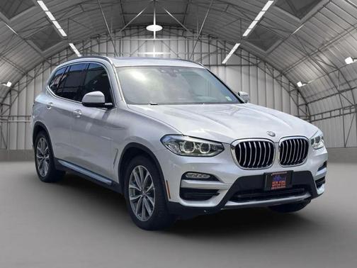 White 2019 BMW X3 xDrive30i