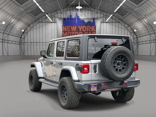 Billet Silver Metallic Clearcoat 2019 Jeep Wrangler Unlimited Sahara