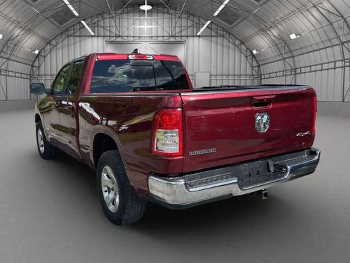 Delmonico Red Pearlcoat 2021 RAM 1500 Big Horn/Lone Star