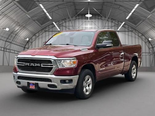 Delmonico Red Pearlcoat 2021 RAM 1500 Big Horn/Lone Star