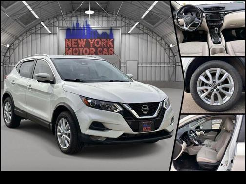 Pearl White Tricoat 2022 Nissan Rogue Sport SV