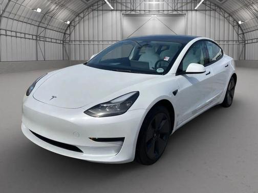 2023 Tesla Model 3 Standard Range