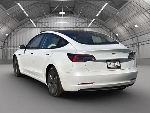 2023 Tesla Model 3 Standard Range
