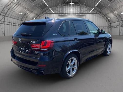 Imperial Blue Metallic 2018 BMW X5 eDrive xDrive40e