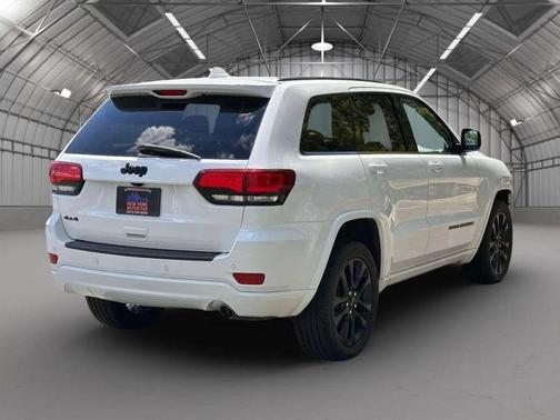 Bright White Clearcoat 2020 Jeep Grand Cherokee Altitude
