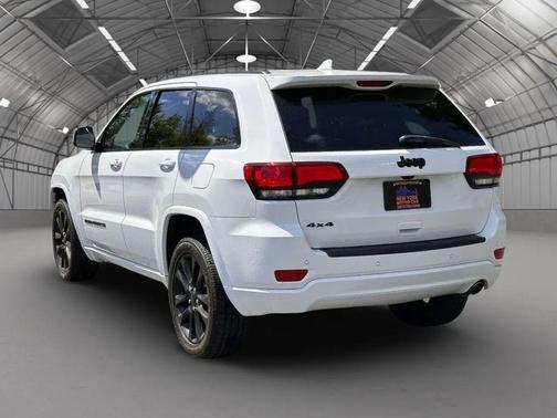 Bright White Clearcoat 2020 Jeep Grand Cherokee Altitude