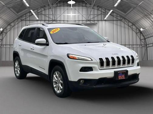 Bright White Clearcoat 2017 Jeep Cherokee Sport