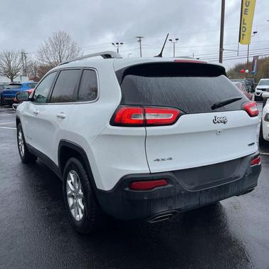 Bright White Clearcoat 2017 Jeep Cherokee Sport