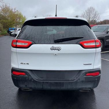 Bright White Clearcoat 2017 Jeep Cherokee Sport
