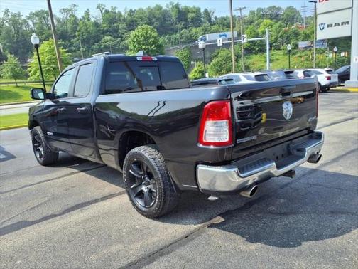 2021 RAM 1500 Big Horn Quad Cab 4x4 64' Box