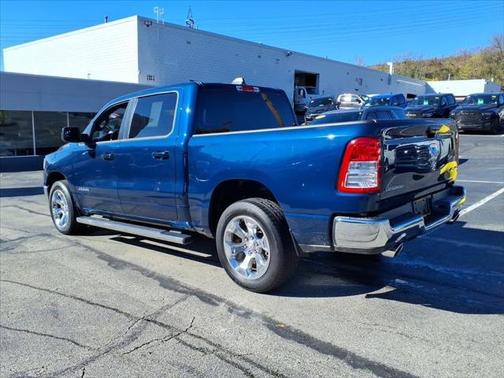 2022 RAM 1500 Big Horn Crew Cab 4x4 57' Box