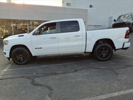 2021 RAM 1500 Big Horn Crew Cab 4x4 57' Box