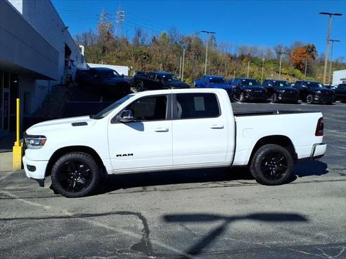 2022 RAM 1500 Big Horn Crew Cab 4x4 57' Box