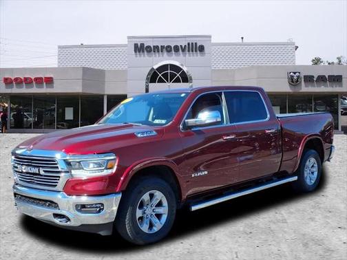 2022 RAM 1500 Laramie Crew Cab 4x4 64' Box