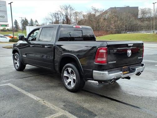 2022 RAM 1500 Laramie Crew Cab 4x4 57' Box