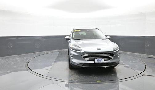 2022 Ford Escape Titanium Hybrid