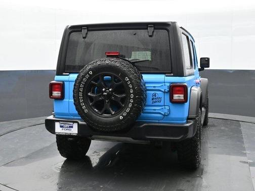 Chief Clearcoat 2021 Jeep Wrangler Unlimited Sport