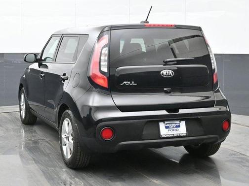 2017 Kia Soul Base