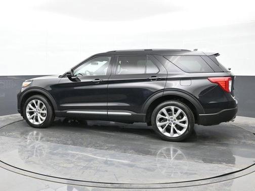 2021 Ford Explorer Platinum