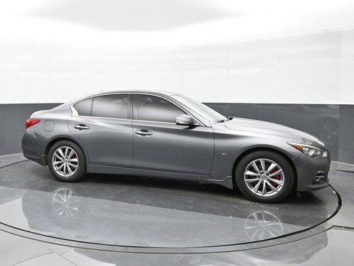 2015 INFINITI Q50 Premium