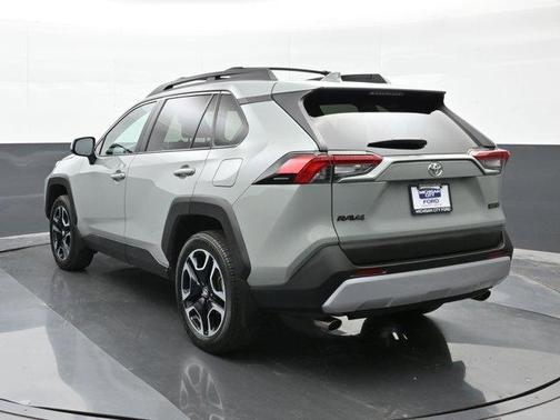 2019 Toyota RAV4 Adventure