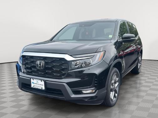 Crystal Black Pearl 2023 Honda Passport