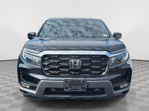 Crystal Black Pearl 2023 Honda Passport