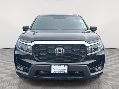 Crystal Black Pearl 2023 Honda Passport