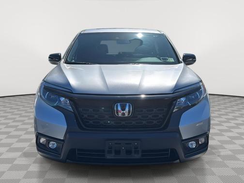 Lunar Silver Metallic 2021 Honda Passport