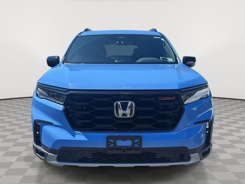 Diffused Sky Pearl 2024 Honda Pilot