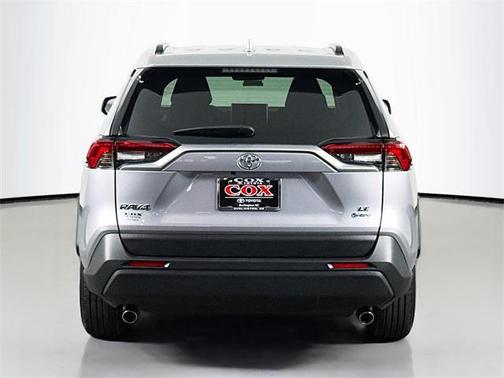 2025 Toyota RAV4 Hybrid SE