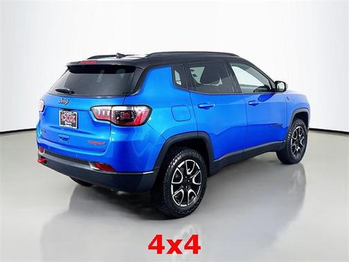 2024 Jeep Compass Trailhawk