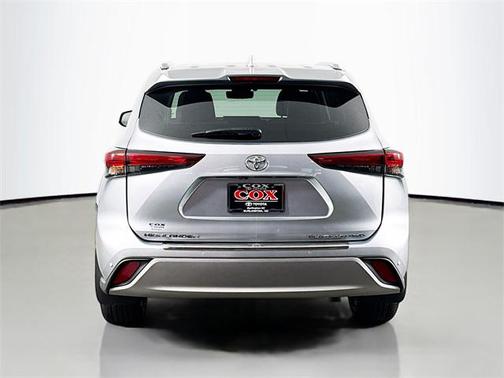 2021 Toyota Highlander Platinum
