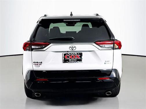 2025 Toyota RAV4 Hybrid SE