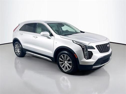 2020 Cadillac XT4 Premium Luxury