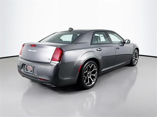 2018 Chrysler 300 S