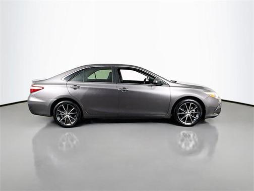 2017 Toyota Camry XSE