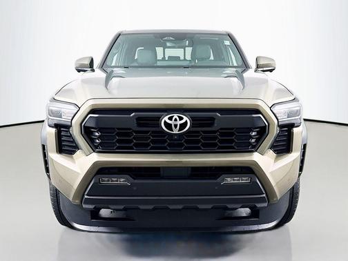 2025 Toyota Tacoma Hybrid TRD Off Road