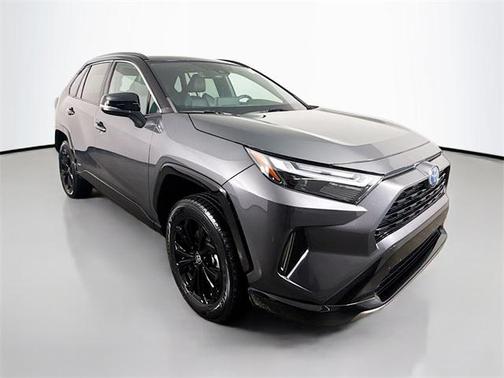 2022 Toyota RAV4 Hybrid SE