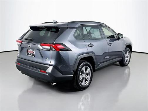 2025 Toyota RAV4 Hybrid SE