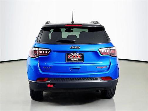 2024 Jeep Compass Trailhawk