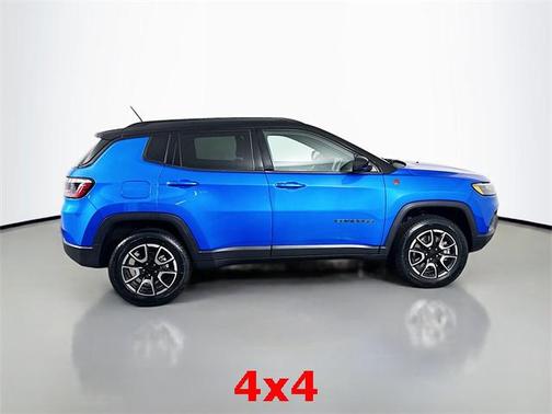 2024 Jeep Compass Trailhawk
